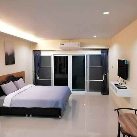 Triple J Hometel Bang Tao Beach  Exterior foto