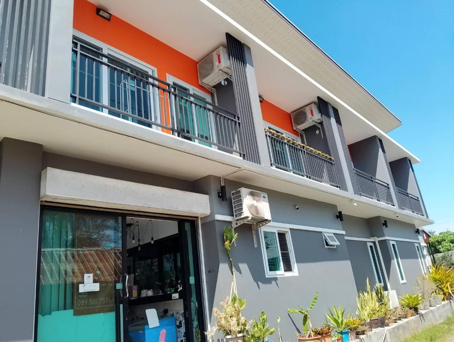 Triple J Hometel Bang Tao Beach  Exterior foto