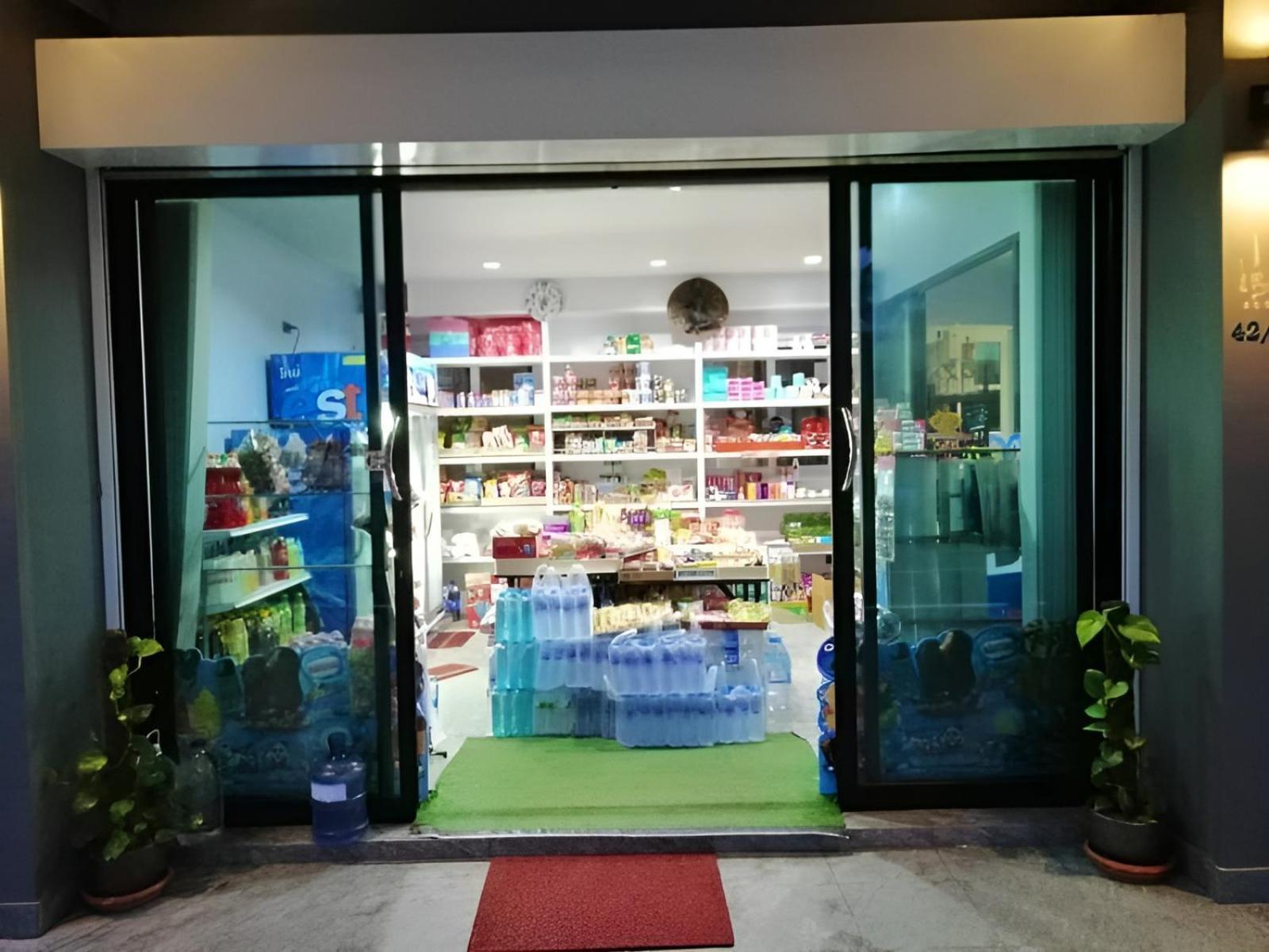 Triple J Hometel Bang Tao Beach  Exterior foto